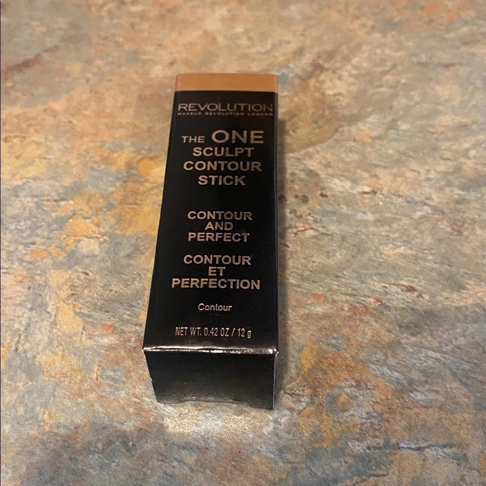 Revolution The One Sculpt Contour Stick NIB
